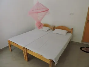 Gopalapuram Guest House - Image 5