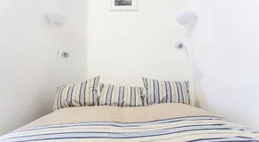 Oktogon Studio Apartment - Image 3