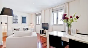 Retiro Park Apartment by Flatsweethome - Image 4
