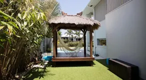 Heated Pool - Peaceful and Relaxing Beachside Family Entertainer - Image 2