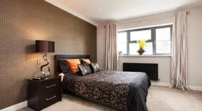 Luxury bedroom - Image 2