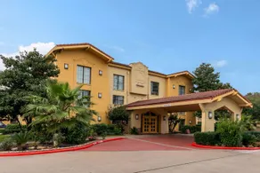 La Quinta Inn The Woodlands North - Image 4