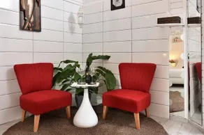Lodge On The Sea - Image 3