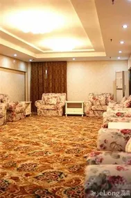 Oak Forest Hotel (Nanping Roman holiday World) - Image 4