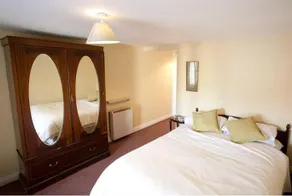 Jack O'Rourke's Bar & Accommodation - Image 2
