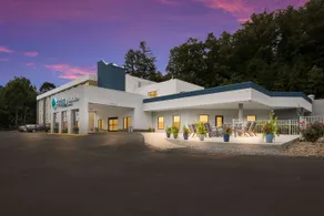 Quality Inn - Image 3