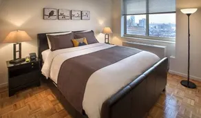 NYC Midtown Apt Blocks Away From Times Square - Image 2