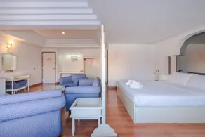 Mike Hotel - Image 2