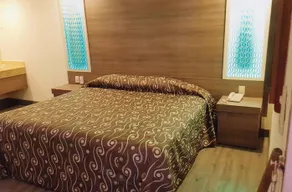 Hotel Los Reyes La Paz - Image 5