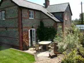 Rectory Cottage - Image 5