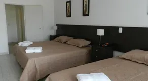 Apart Hotel La Giraldilla - Image 4