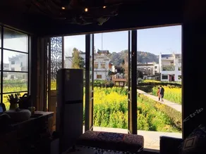 Wuyuan Huatianxi Thousand-Mu Rapeseed Flower Sea Photography Homestay - Image 3