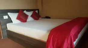 Hotel Ratna - Image 3