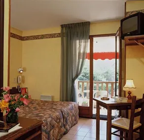 Hôtel le Tilleul - Image 2