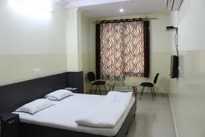 1 Br Guest House In Mahalaxmi Nagar Jaipur 5b37 By Guesthouser - Image 5