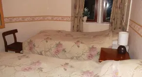 The Star Inn Tideswell - Image 3
