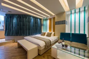 Hotel New York - Image 3