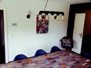 Vintage Racing House - Image 2