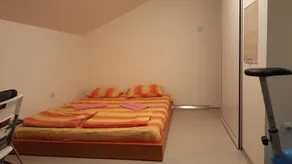 Hibiscus Guest House - Image 3