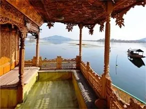 REAL PARADISE HOUSEBOATS - Image 3