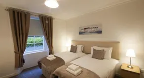 Allan Stream Apartment - Image 3