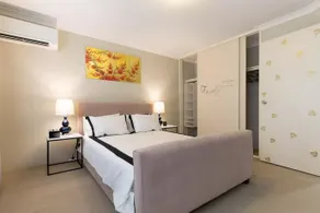 Family Townhouse - Fast Wifi - 15mins To Perth Cbd - Image 5