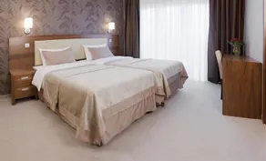 Hotel Platinum - Image 4