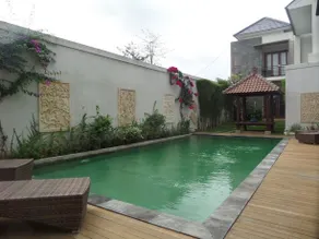 Royal Majesty Villas - Image 2