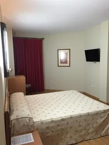 Hostal Genaro - Image 4