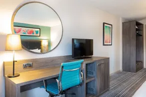 Jurys Inn - Image 4