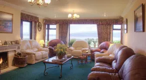 Lakelands Farm Guesthouse - Image 2