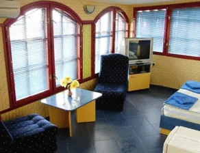 Darling Hotel - Image 2