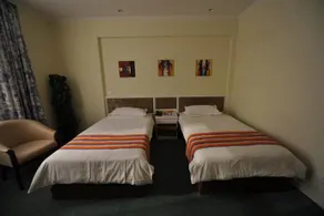 Beijing Placid Lake Resort Hotel - Image 4