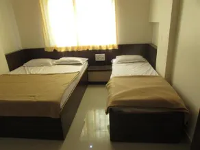 Hotel Sai Ashirwad - Image 2