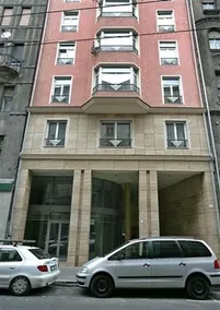 Astra Apartments - Image 2