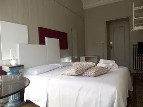 7 Rooms Turin - Image 3