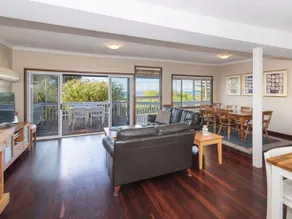 Dunsborough Holiday Homes - 146 Geographe Bay Road - Image 4