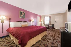 Knights Inn Mineral Wells - Image 4