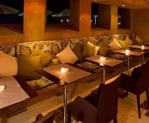 Hotel Cinco - Image 2