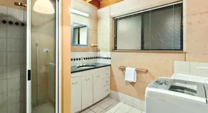 9 Marshall Street - Large Family Holiday Home Just Metres To The Beach - Image 4