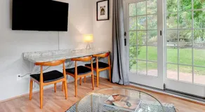 Private Suite - Image 3