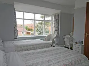 Heatherlea Guest House - Image 3