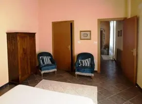 La Piccola Parigi - Image 4