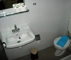 Aria's House Studios & Apartments - Image 4