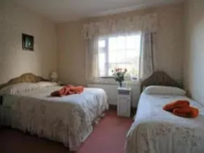 Glenview House - Image 5