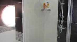 4 Chambres Meublees Et Un Seul Studio Avec Petite Cuisine - Image 3