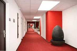 Easy Hotel - Image 2