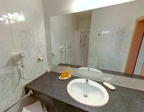 Hotel Sanatorium Mariot - Image 2
