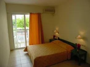 Motakis Village Apartments - Image 2