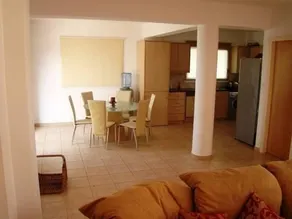 Blue River Apartment - Image 4